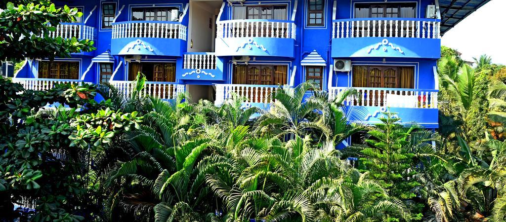Villa Theresa Beach Resort カラングート エクステリア 写真