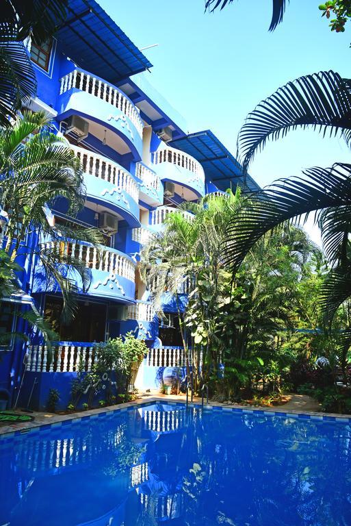 Villa Theresa Beach Resort カラングート エクステリア 写真
